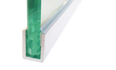 Уплотнитель прозрачный для П-образного алюминиевого профиля t756 (елочка) t755 купить в Казани Уплотнитель прозрачный для П-образного алюминиевого профиля t756 (елочка) t755 купить в Казани