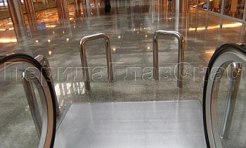 Защитный барьер эскалатора в Казани. Готовые проекты ПерилаГлавСнаб