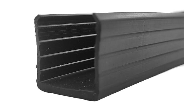 Уплотнитель в поручень с пазом 24х24 для стекла 10+10мм ПВХ, черный Фk310