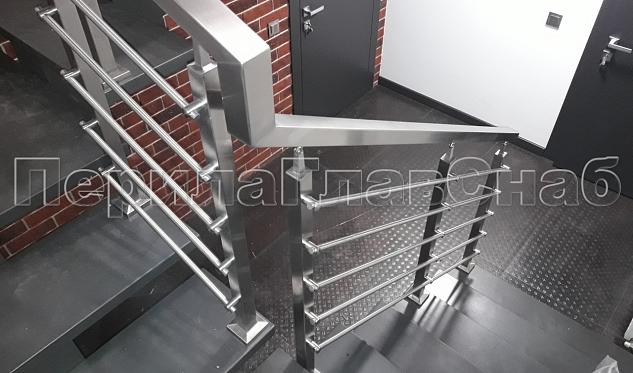 Перила с пятью ригелями в Казани. Готовые проекты ПерилаГлавСнаб