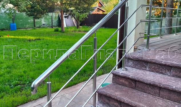 Перила с тремя ригелями в Казани. Готовые проекты ПерилаГлавСнаб